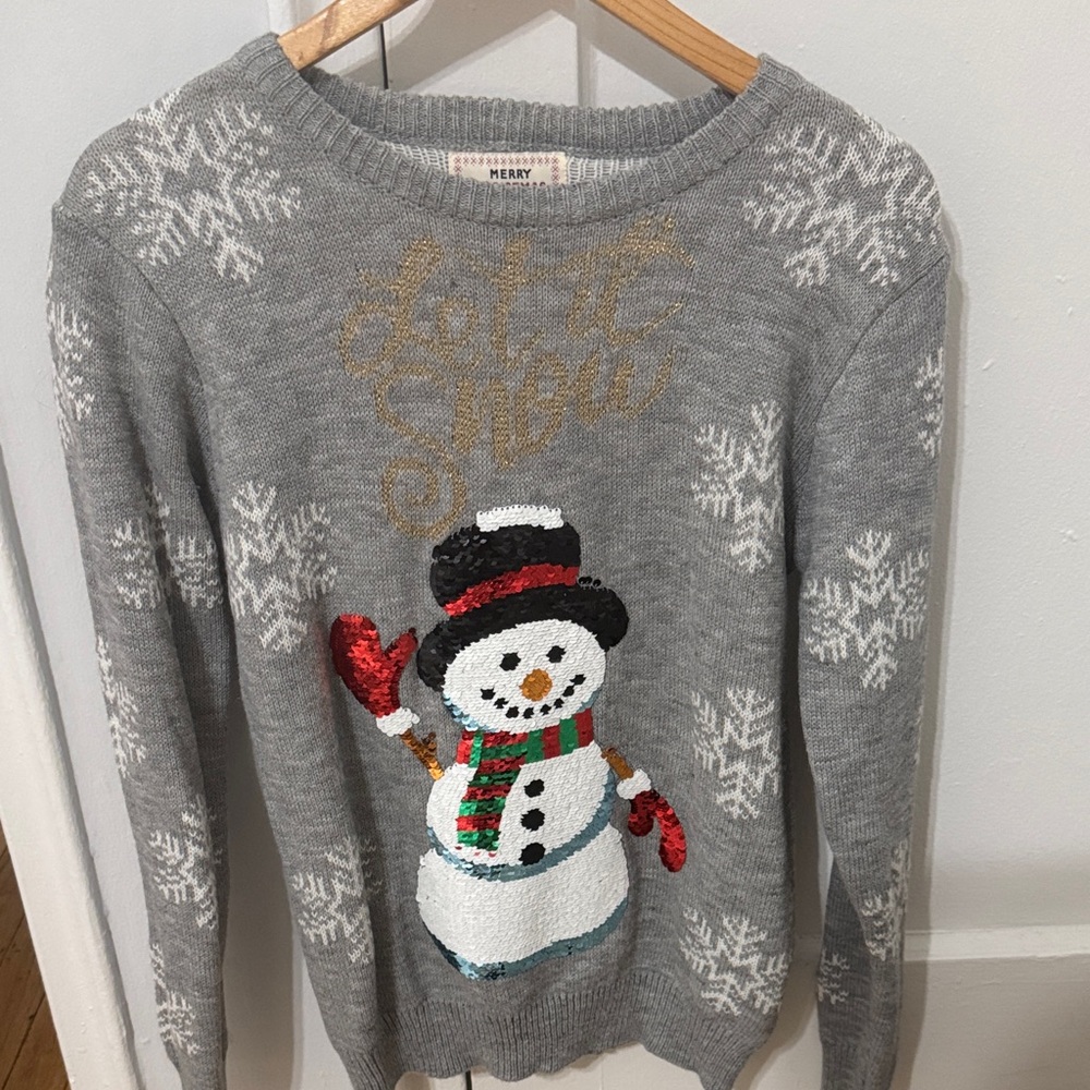 Daisys Boutique Gray Snowman Sweater